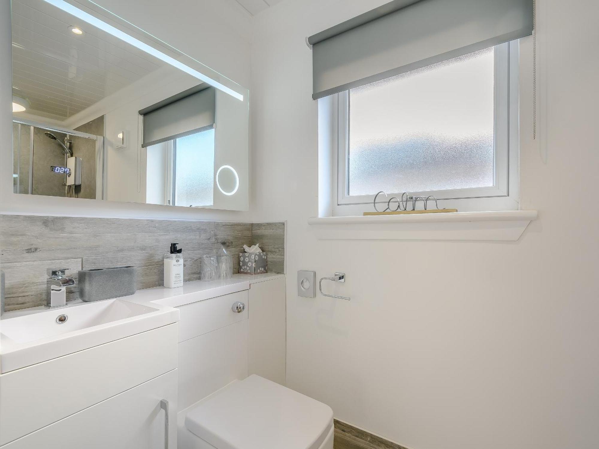 Craigpark Lodge Caldercruix Εξωτερικό φωτογραφία