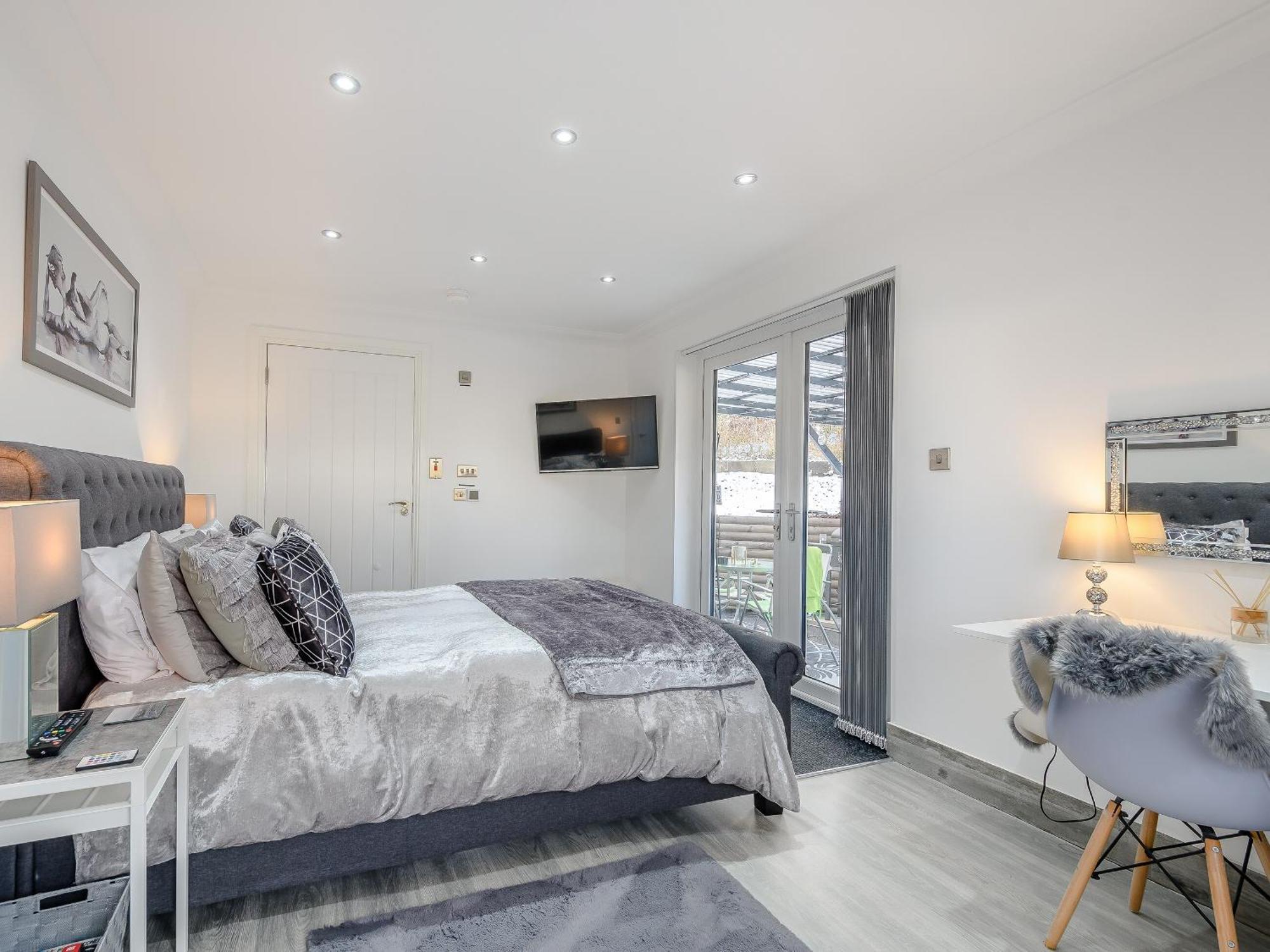 Craigpark Lodge Caldercruix Εξωτερικό φωτογραφία
